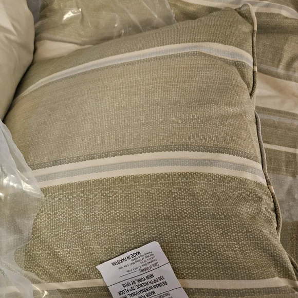 Tommy Hilfiger Sage and White Comforter Set